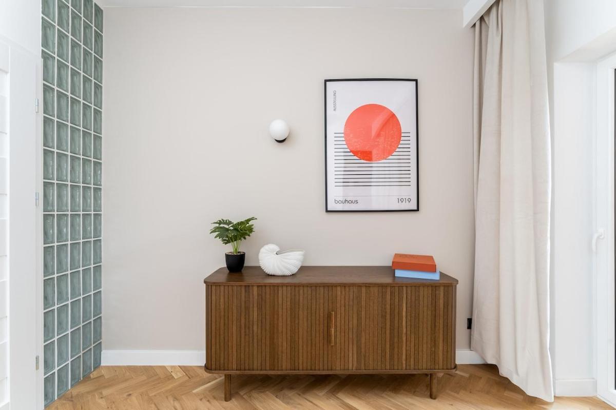 Park Avenue Luxury 3br Apartment *